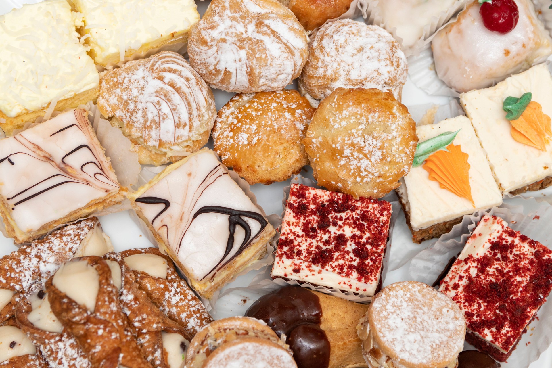 Dessert pastries